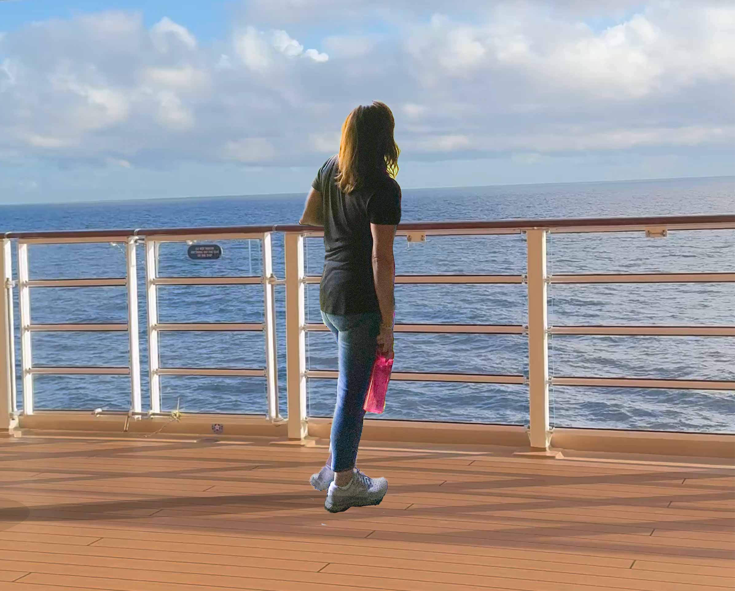 contact-at--cruise-ship-rail